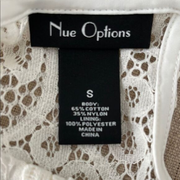 Nue Options Elegant Vanilla Floral Lace Top Attached Camisole Pretty  NWT SZ S - Picture 8 of 10